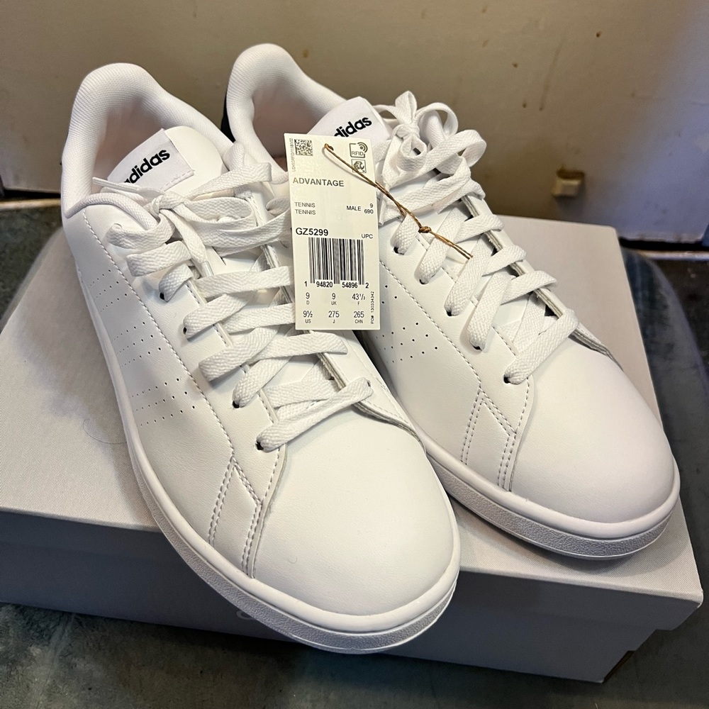 Adidas Advantage